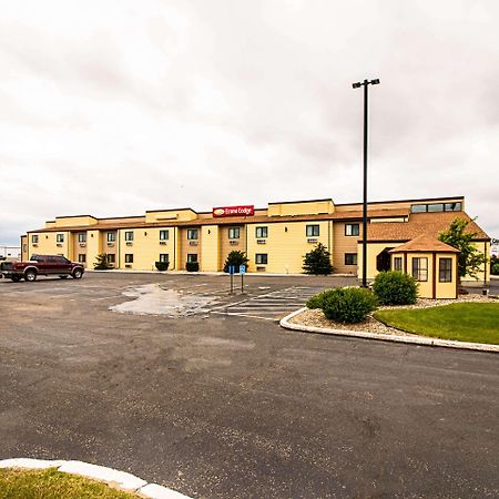 Econo Lodge Watertown Exterior photo